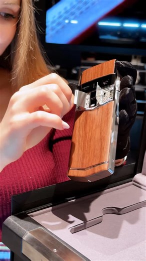 Vertu Official | Unboxed once. Remembered forever. VERTU AGENTQ blends craftsmanship, intelligence, and privacy into one refined device. For those who... | Instagram