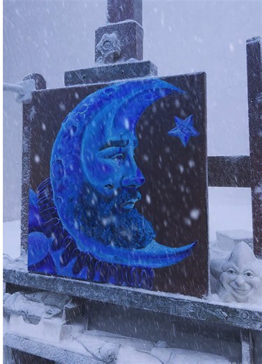 Creating a Stunning Blue Moon Clown Artwork