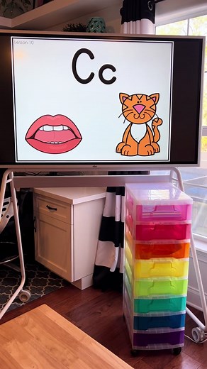 📚Science of Reading Starting Strong Curriculum contains components that are aligned to a SOR phonics-based, comprehensive scope & sequence. This SOR-based curriculum includes 54 explicit, science of reading aligned lessons that are done for you! The daily lessons cover phonemic awareness, a speech-to-print approach to introduce letters and their sounds, picture sorts, letter writing: explicit instruction on the path of motion using the included digital teaching slides that show the movement as 