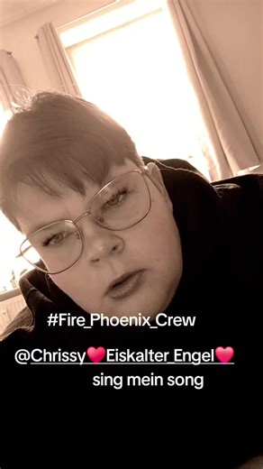 sing mein song #Fire_Phoenix_Crew @Chrissy♥️Eiskalter_Engel❤️