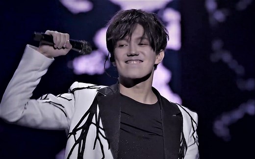 【官方超清全程完整版】迪玛希Dimash纽约巴克莱 ARNAU演唱会（上、下）及单曲cut