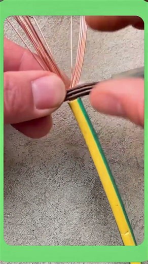 Joining electrical current through copper cables safely and precisely