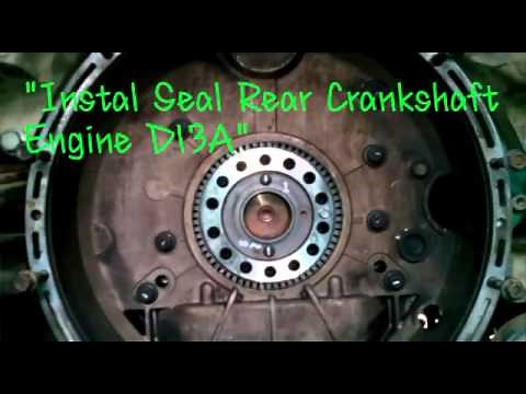 Volvo Truck "Instal Seal Rear Crankshaft Engine D13A"