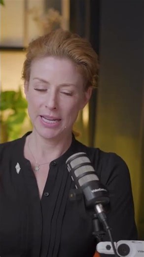 ,Law & Order Star Diane Neal: “The Left Made Me Hate Jordan Peterson — Then I Actually Listened”