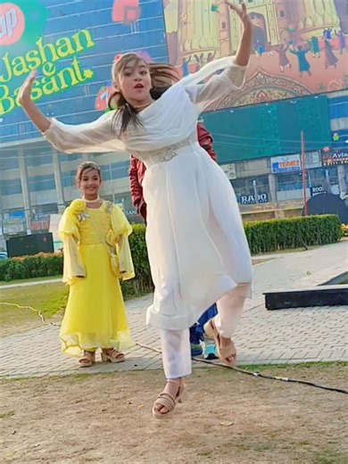 Jatt Charya Kacheri Balle Balle - Full Song Experience