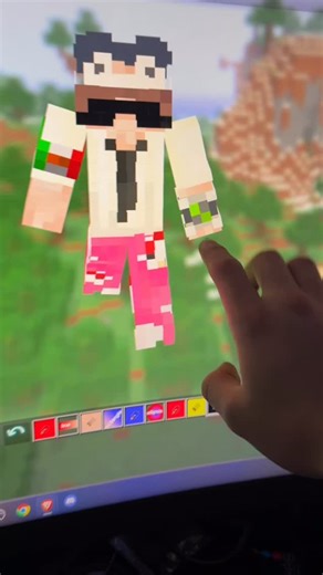 OkEsBan on Instagram: "Mi skin en minecraft 🤩 #minecraft #skin #hombre #fyp #okesban"