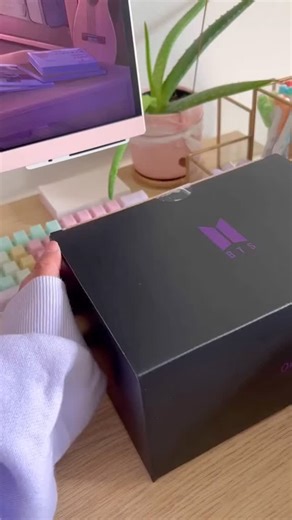 𝙂&𝙀 𝙎𝙏𝙊𝙍𝙀 | BTS Merch Box #6 Available Now 💜📦 Original 🎁 Exclusive BTS merch – must have for ARMY ⏳ Limited stock – don’t miss out! 📩 DM for price &... | Instagram