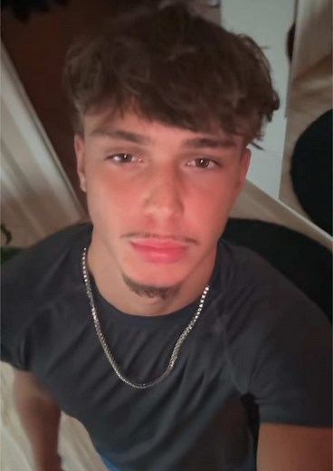 Understanding Thirst Traps in Gay Culture