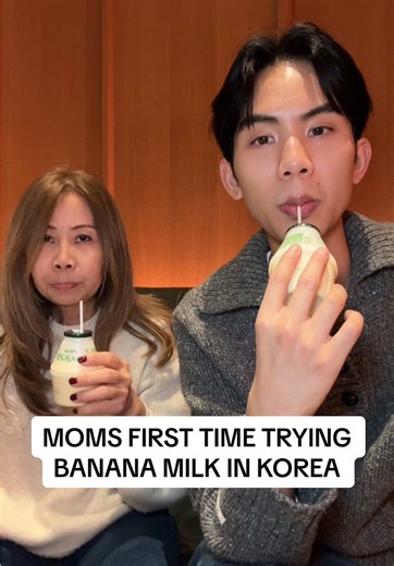 what’s your favorite thing at the Korean convenience store? #korea #bananamilk #koreatravel #travelvlog #seoul