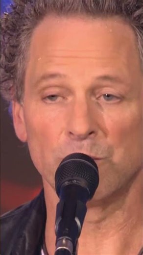 Lindsey Buckingham with "Trouble" from Soundstage