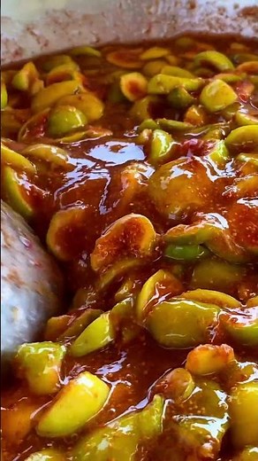 Sweet and Tangy: Homemade Fig Preserves Recipe