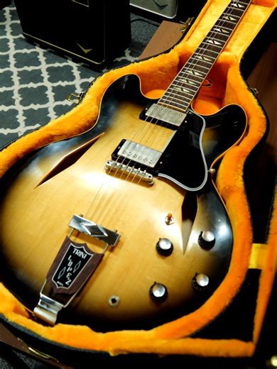 Check out this awesome Gibson Custom Shop Murphy Lab 1964 ES Trini Lopez | Argentine Grey - Light Aged @officialgibsonguitar #gibson#gibsonguitars#guitar#gibsoncustom #customshop