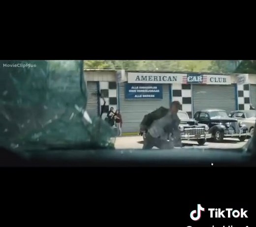 the hitman's bodyguard #thehitmansbodyguard #movie #moviescene #moviescene #moviescene