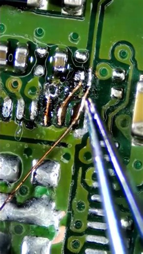 Motherboard Trace Repair 🔧