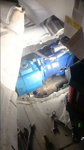 2026 Dodge Ram 5500 4x4 gets a muncie pto and hydraulic pump!