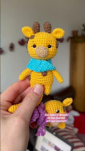 Crochet giraffe amigurumi toy free pattern