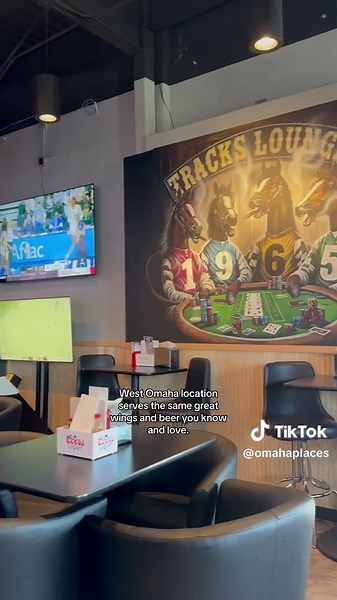 Discover Tracks Lounge: Omaha's Hidden Gem