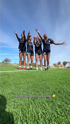 Needed to escape the negative degrees asap 😅 @NWSL #nwsl #soccer #trend #travel #transition