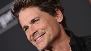 5.5K views · 420 reactions | "9-1-1: Lone Star" actor Rob Lowe reflects on 33 years of sobriety with a lengthy and moving post on Instagram. See what he has to say! | E! News | Facebook