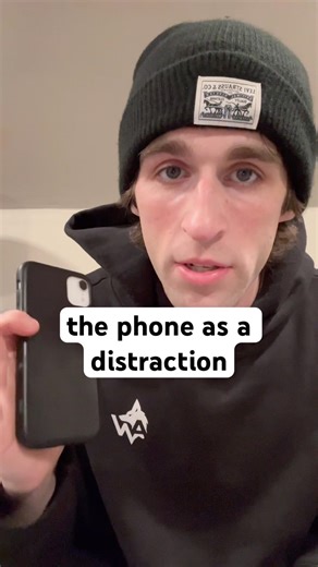 The Cell Phone Causes Overthinking — Here’s How