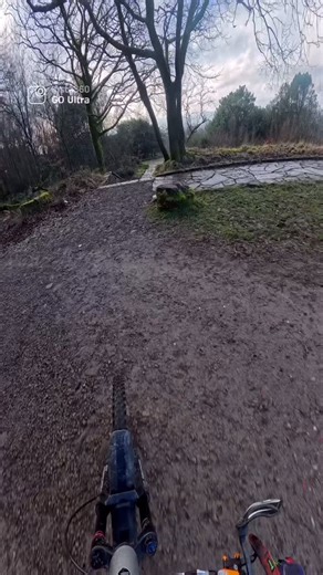 Antony Hale on Instagram: "Little techy line from today #downhillmtb #mtb #mountainbike #mtblife #mtblove #dh #downhill #enduro #mtbdaily #ebike #mtbpictureoftheday #mtbenduro #mtb"