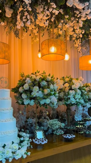 Star Eventos | Espaço Sublime festas on Instagram: "A decoração transforma sonhos em cenário, sentimentos em beleza e momentos em memórias eternas. No Star Eventos, cada casamento ganha uma identidade única, cheia de encanto, harmonia e amor em cada detalhe. 💍🌿 ✨ Quer viver isso de perto? Agende uma visita, venha conhecer nosso espaço e imagine o seu grande dia acontecendo aqui. Seu sonho começa no Star Eventos 🤍 #voucasarnosublime #wedding #casamento #decoracaocasamento #casamentorústico #vo