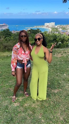 Deja D. Lewis - Fitness For Women on Instagram: "POV: you asked your Jamaica tour guide to teach you how to speak patois 😂😂"
