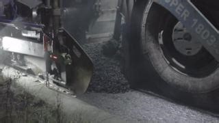 19K views · 54 reactions | Here's a look at how the tarmac gets laid during the resurfacing process. Some of the benefits of tarmac resurfacing include: Durability to withstand heavy loads and extreme weather conditions Smooth surface creating a comfortable driving experience Eco friendly as it can be recycled and reused #SaferRoads #RoadSafety #RoadResurfacing #AsphaltRepair #InfrastructureDevelopment #SurfaceRenewal | National Highways | Facebook