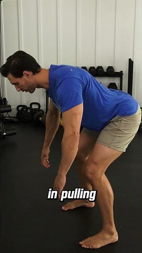 Why Should You Do DUMBBELL ROWS? (Benefits, Technique & Mistakes)