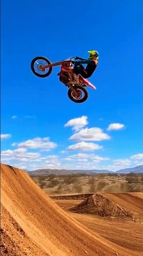 Freestyle Motocross Dirt Bike Jump FAIL 🏍️ Slow Motion Mx Bike Mid Air Fails & Crash Moments💥