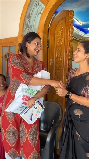 Subhash Textiles Kuthampully on Instagram: "✅Free sarees for our customers ♥️kuthampully Subhash Textiles #trending #saree #shorts"