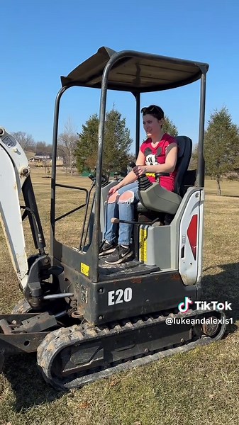 Couple Comedy Moments: A Fun Look at Relationships