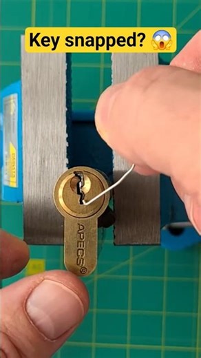 How to Extract a Broken Key in Seconds🗝️📎