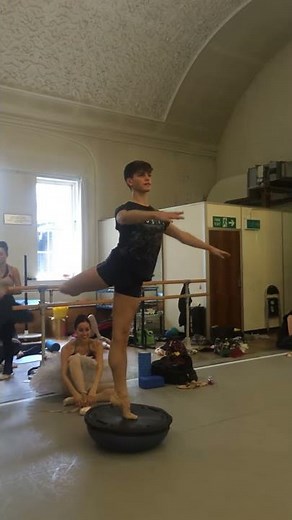 Bosu Balance Exercise -Ballet