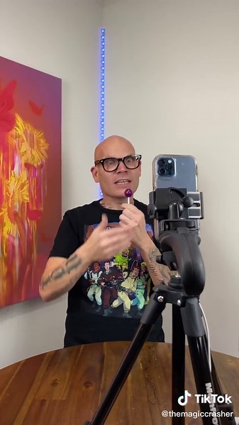 I MADE A COLOR CHANGING LOLLIPOP #trickortreat #behindthescenes #crashed #halloweencandy