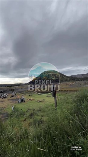 Mau solo trip juga bisa Documentation by : Pixel Bromo Solusi liburan ke bromo bareng kita langsung booking aja 😉 Inframe kak @Salsabilla #bromo #pixelbromo #opentripbromo #bromotenggersemeru