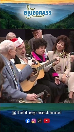 Mac Wiseman's Heartwarming Performance - 'Away in a Manger'