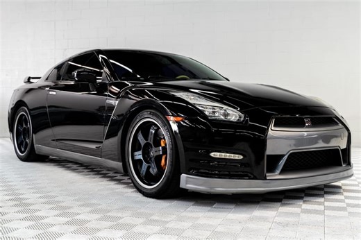 2016 Nissan GT-R Premium - Hand-Built Twin-Turbo V6, ATTESA E-TS AWD, Performance Modifications