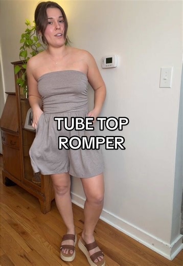 Stretchy tube top romper! #tubetop #romper #easyoutfits #tubetopoutfit #summeroutfitideas