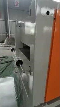 Expanded metal mesh machine