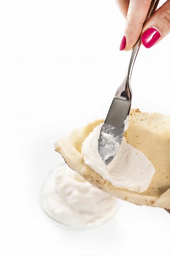 Authentic Lebanese Garlic Sauce {Lebanese Toum} - The Lemon Bowl