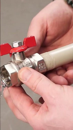 Perfect Pipe Threading Technique Explained 🔧