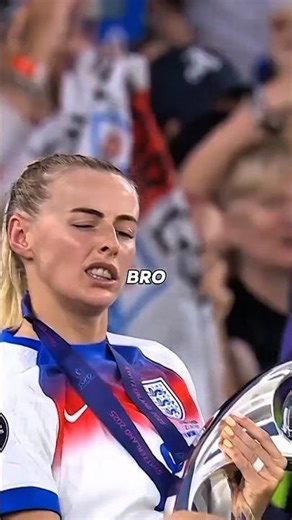 THIS CHLOE KELLY CLIP...yikes 😬😳 #football #shorts