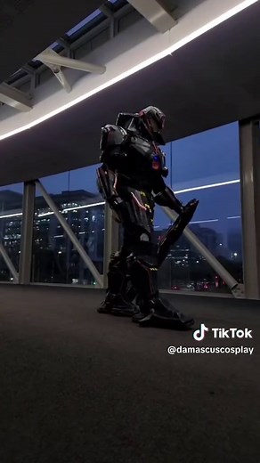 Gipsy Danger Pacific Rim Cosplay Showcase