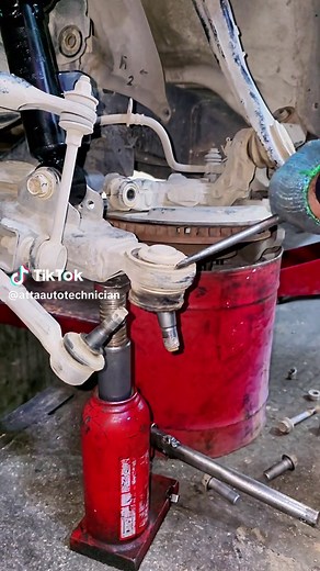 Front wheel ball joint noise Toyota hilux #auto #mechanic | Toyota Hilux