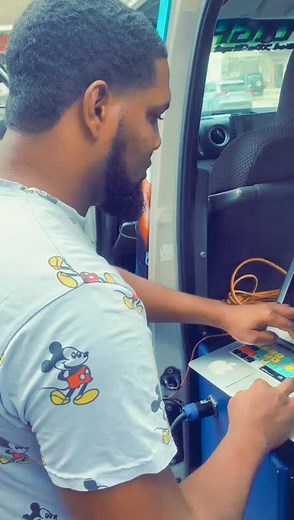 Jus A Likkle FreeStyle Pan Di Bad Bus🔥🔥 @daylight_stunter @skoolbwoy 101 @stripestunts