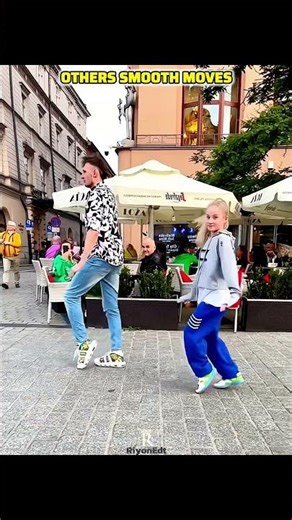 Normal smooth moves vs the King of smooth moves