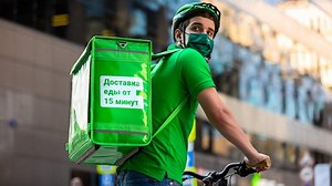 «Яндекс» отдаст VK «Дзен» и «Новости» в обмен на Delivery Club. Главное