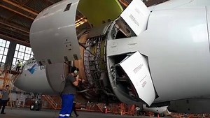 REVERSE THRUST manual operation test, Airbus #A330-300. HD video: instagram.com/nugrohorizqy. ✈️ #airbuslovers #indonesia | Aeronews