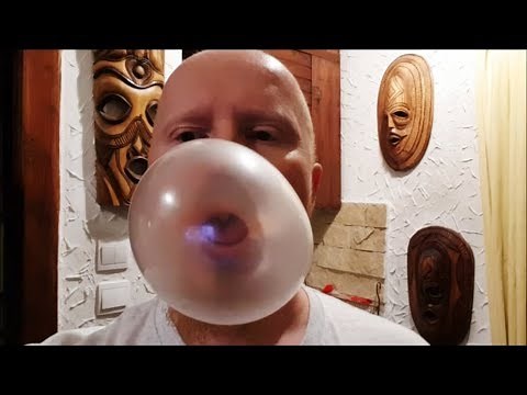Bubble Gum Teacher - How to make balloons & bubbles with chewing gum